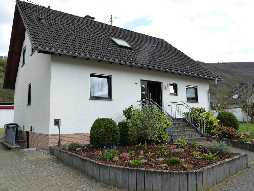 Anja'S Ferienwohnung Alken Exterior foto