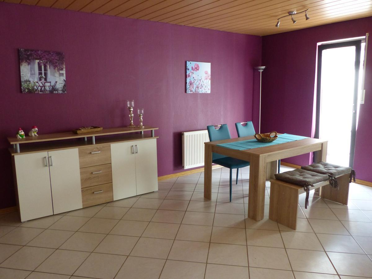Anja'S Ferienwohnung Alken Exterior foto